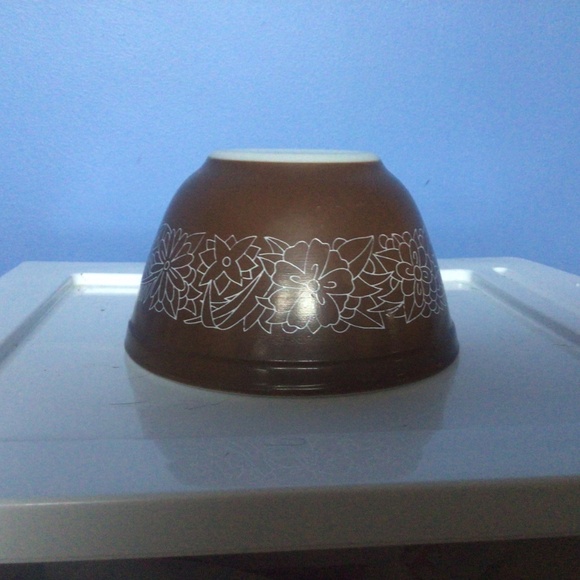 Brown Vintage Pyrex Woodland Mixing Bowl - Picture 5 of 8